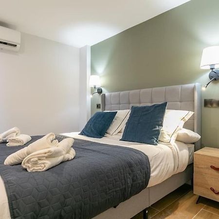 Nice New Duplex In Front Of Palacio Vistaalegre Madrid Exterior foto