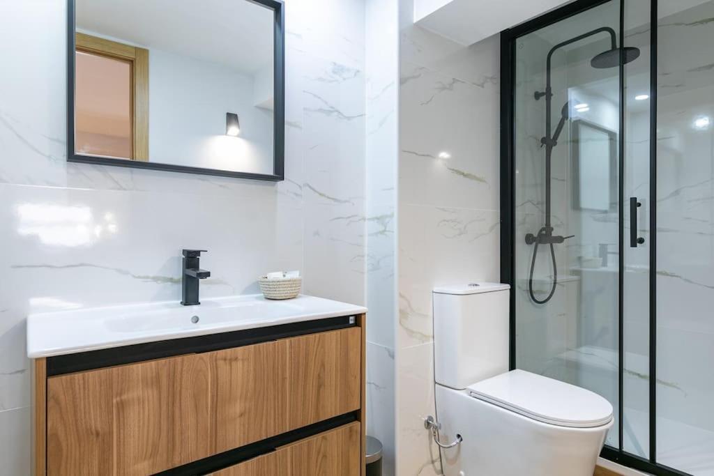 Nice New Duplex In Front Of Palacio Vistaalegre Madrid Exterior foto